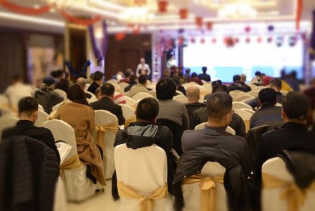 艺术品拍卖会不能错过这个地方(图1)